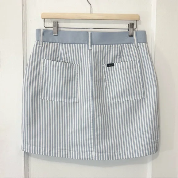 NWT Lee Women’s Mid Rise White & Shy Blue Stripe Cotton Blend Skort, Size 10 - Picture 3 of 15
